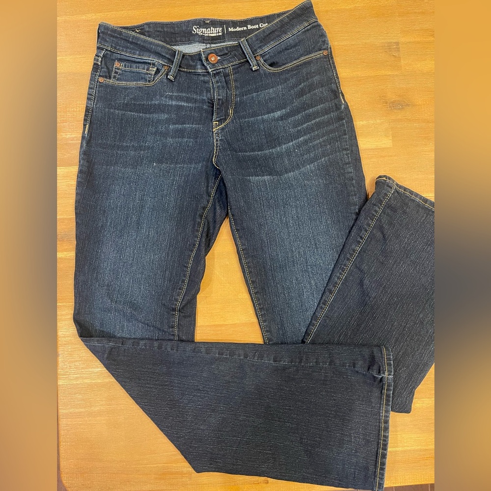 Signature by Levi Strauss Dark Blue Boot Cut Leg Jeans W28 L32
